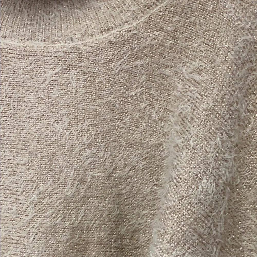 Akemi + Kin Eyelash Gold Leaf Lara Poncho